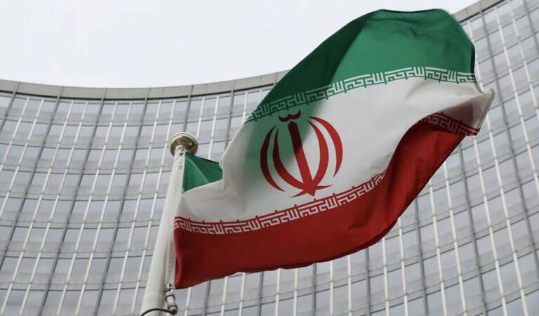 اخراج پناهجویان ایرانی از آمریکا به پاناما