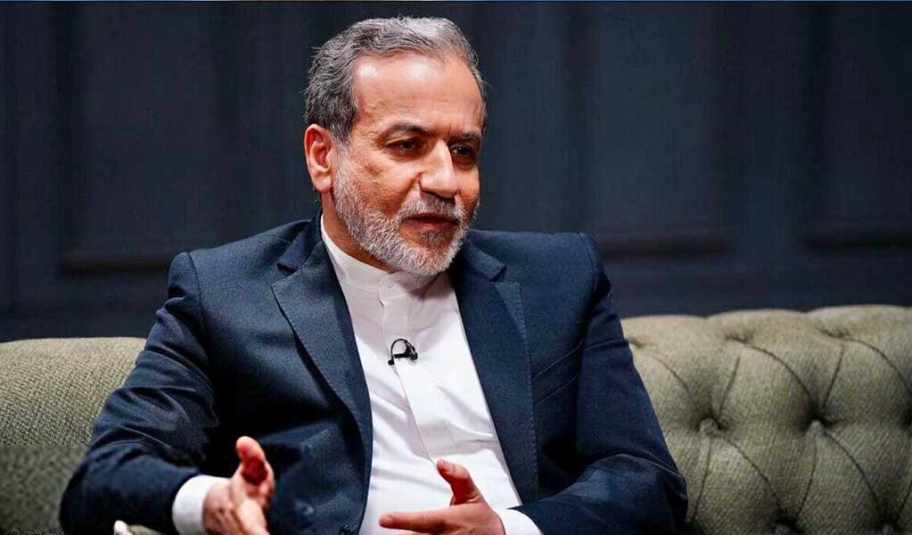 عباس عراقچی در حال تشریح سیاست خارجی ایران در مواجهه با ترامپ