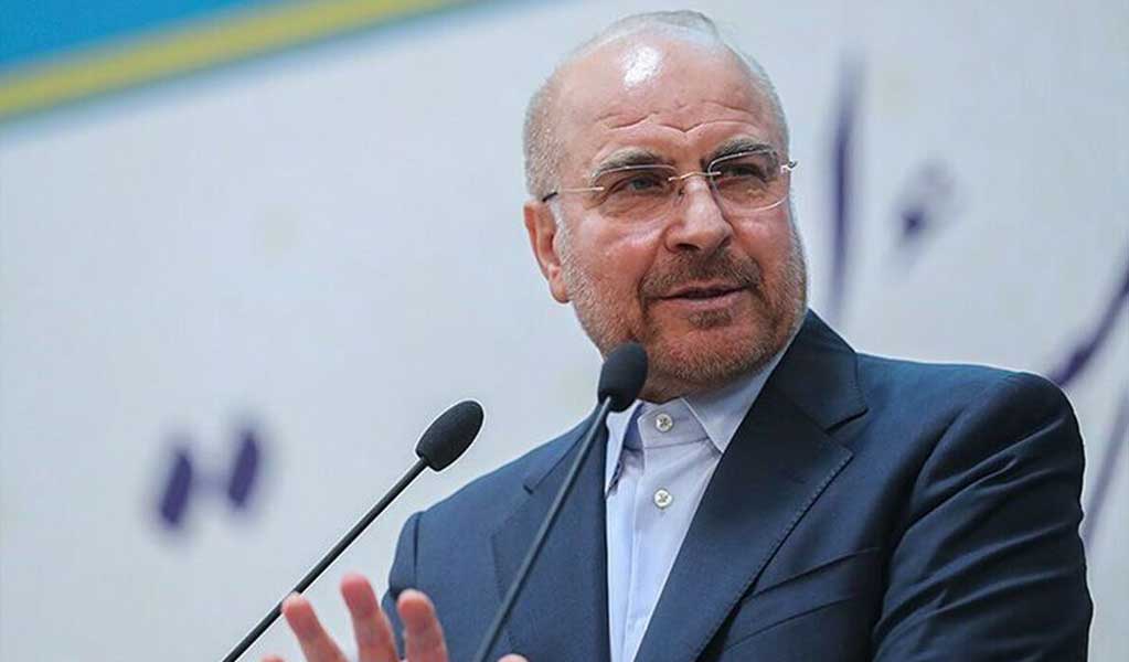 توقف ابلاغ قانون حجاب و حذف گشت ارشاد در ایران
