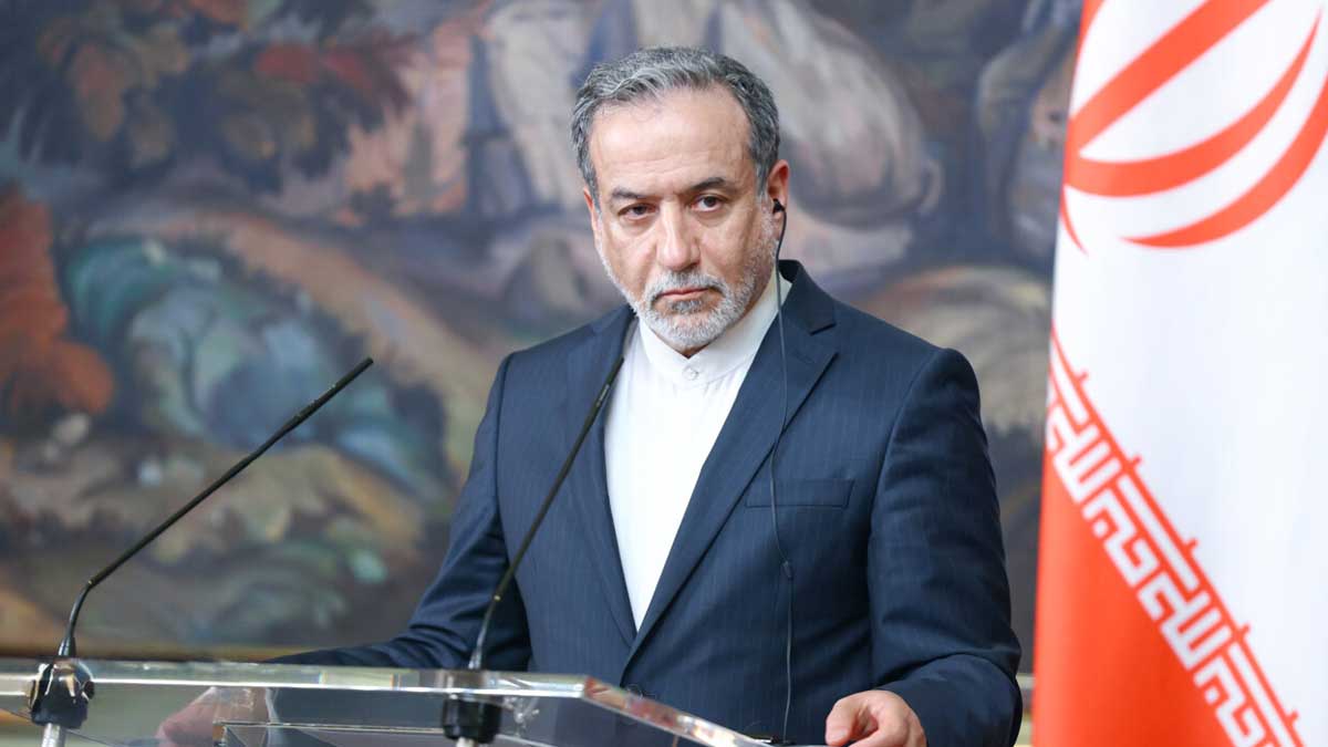 عباس عراقچی وزیر امورخارجه ایران در دیدار با مقامات چین درباره مذاکرات هسته‌ای
