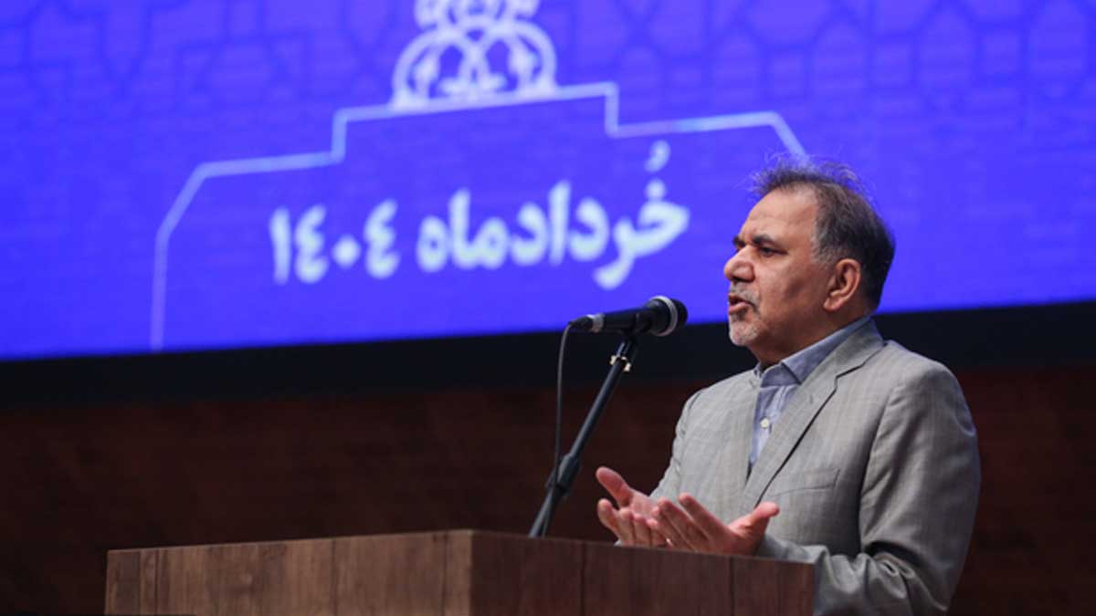 عباس آخوندی در کنگره مجمع ایثارگران درباره فساد اقتصادی سخنرانی می‌کند
