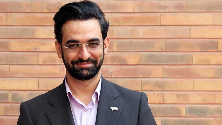 آذری جهرمی در همایش هوش مصنوعی