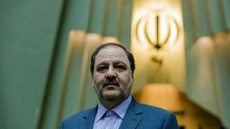 نمایندگان مجلس در حال بررسی پیامک‌های تهدیدآمیز