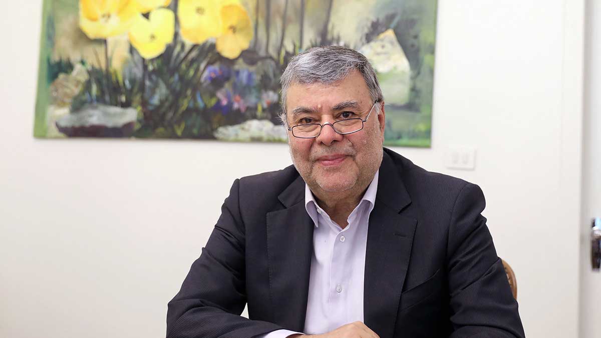 دیپلماسی هسته‌ای ایران و مذاکرات بین‌المللی