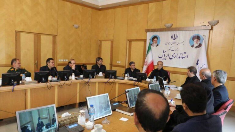 رئیس جمهور پزشکیان در نشست با مدیران استان اردبیل