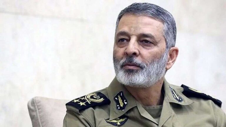 بازدید سرلشکر موسوی از قرارگاه تاکتیکی نیروی زمینی سپاه