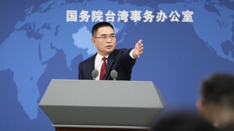 چن بین‌خوآ سخنگوی چین درباره سیاست‌های تایوان و آمریکا