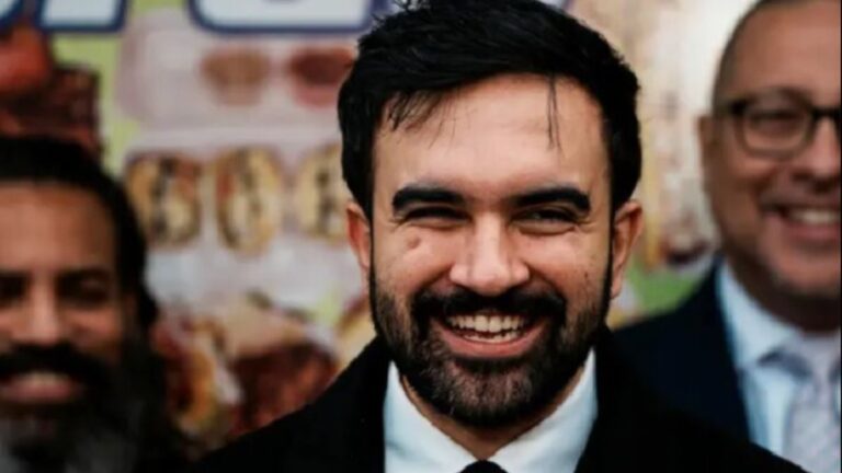 زهران ممدانی شهردار نیویورک و پرچم فلسطین