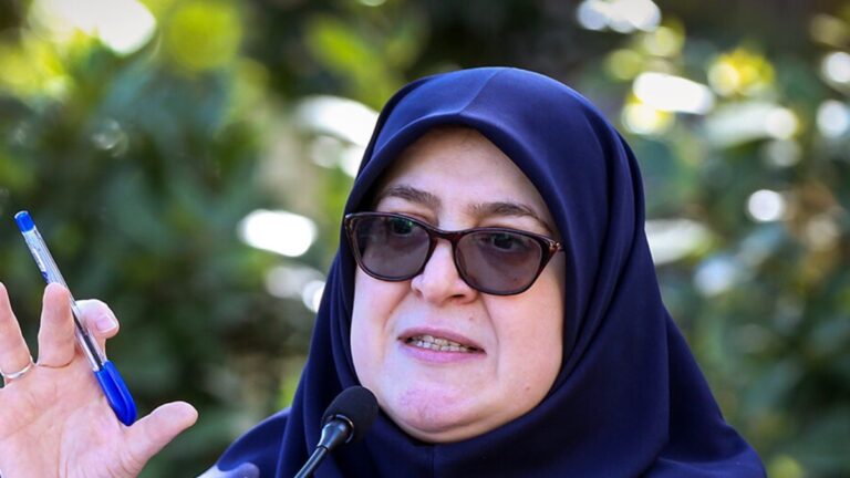 فاطمه مهاجرانی سخنگوی دولت در مراسم جایزه ملی کیفیت ایران