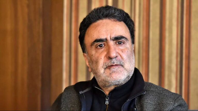 سیدمصطفی تاجزاده، بحران اقتصادی، ولایت فقیه، اعتراضات، تغییر قانون اساسی