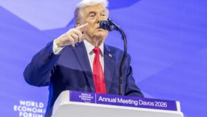 اعزام ناو هواپیمابر آمریکا به خلیج فارس و اعتراضات ایران