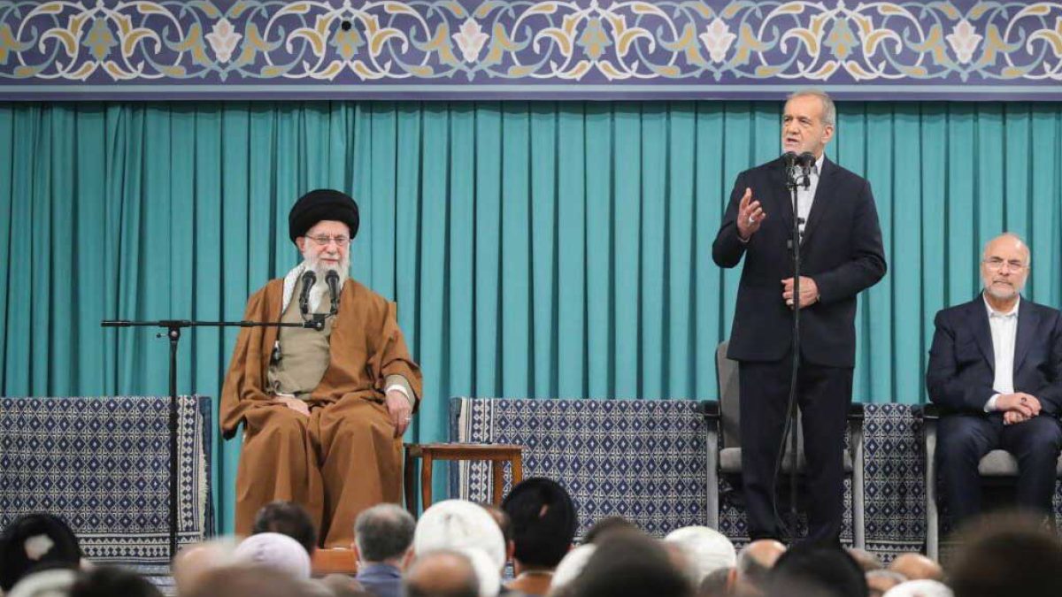 دیدار رئیس جمهور پزشکیان با رهبر معظم انقلاب در عید سعید فطر