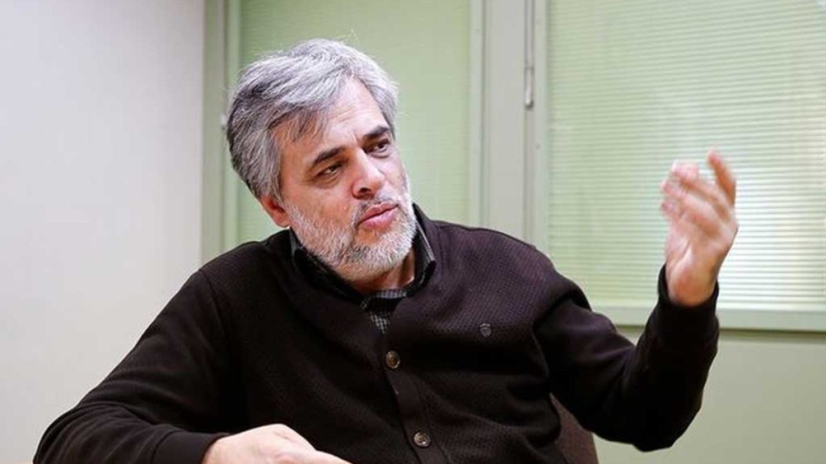 تحلیل پیچیدگی‌های سیاسی و اقتصادی در ایران معاصر