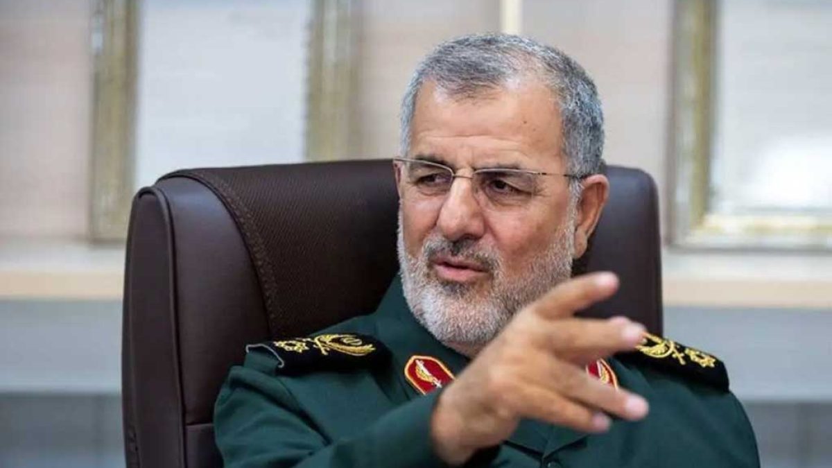 سخنرانی سردار پاکپور در همایش سران طوایف زاهدان