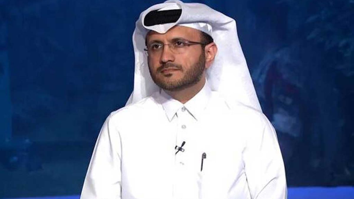 ماجد الانصاری سخنگوی وزارت خارجه قطر در حال گفتگو درباره توافق آتش‌بس غزه