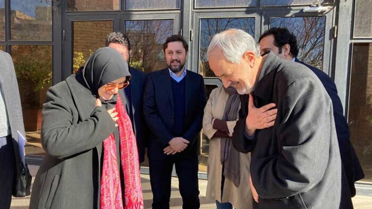 دیدار فاطمه مهاجرانی با مسئولان مرکز دائرةالمعارف بزرگ اسلامی