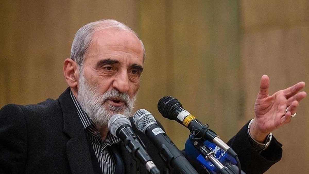 تناقض در موضع‌گیری رئیس‌جمهور درباره استیضاح وزیر اقتصاد