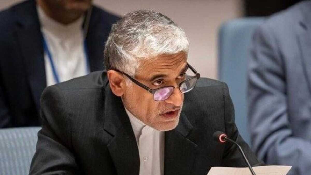 نماینده ایران در سازمان ملل متحد در حال سخنرانی درباره حملات به تاسیسات هسته‌ای