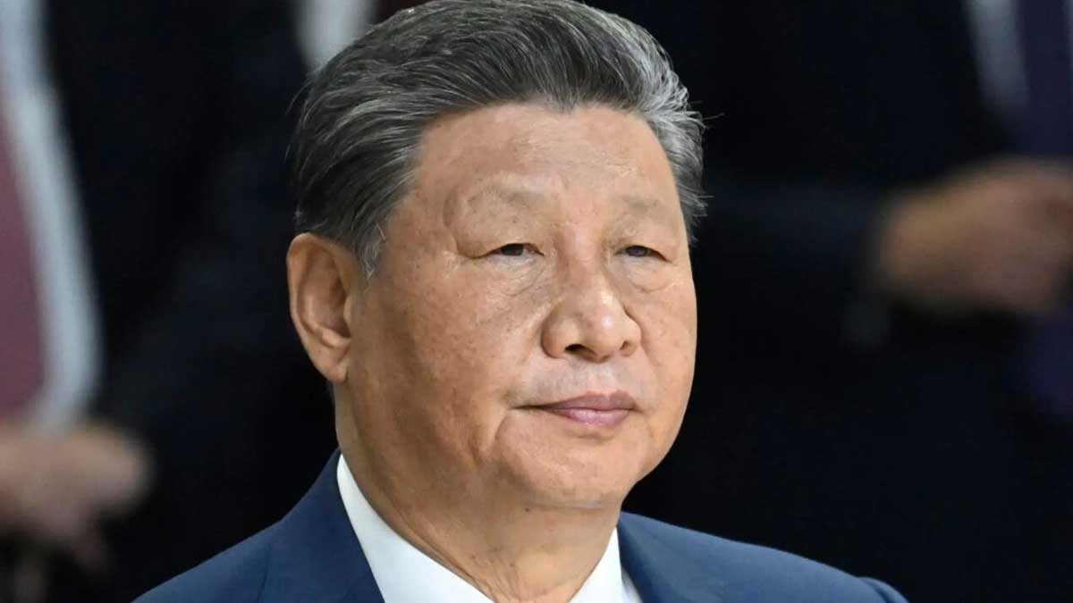 رئیس جمهور چین در حال سخنرانی درباره تغییرات آب و هوایی و انرژی‌های تجدیدپذیر