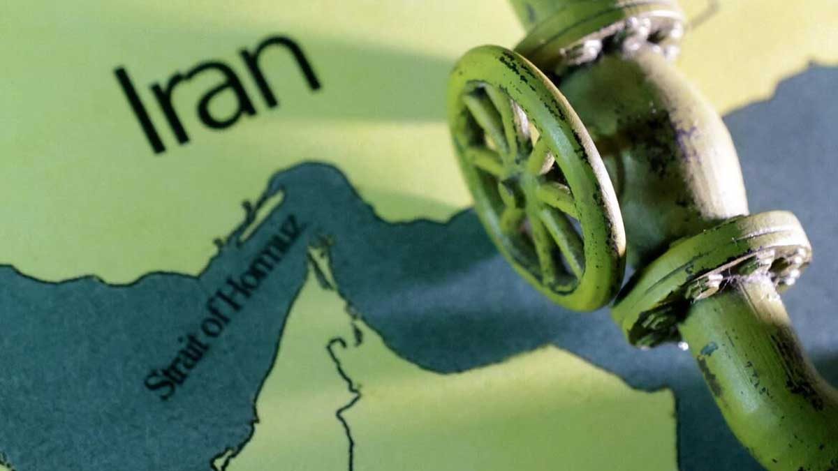 نفتکش ایرانی در حال عبور از خلیج فارس