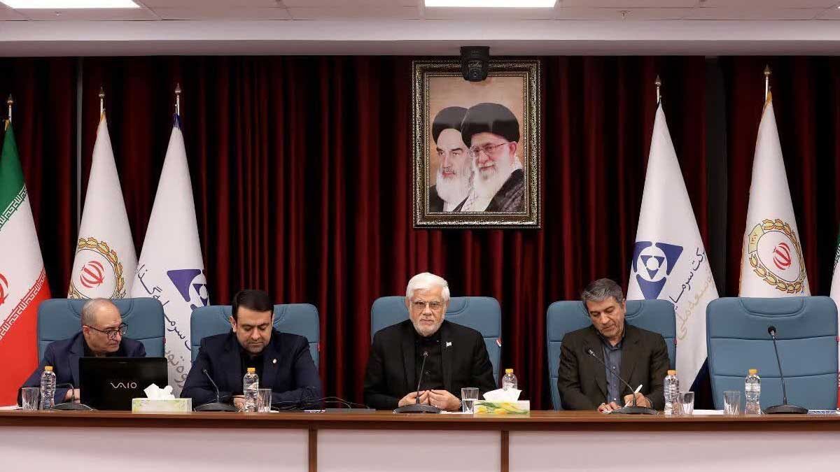 جلسه معاون اول رئیس‌جمهور با مدیران شرکت سرمایه‌گذاری
