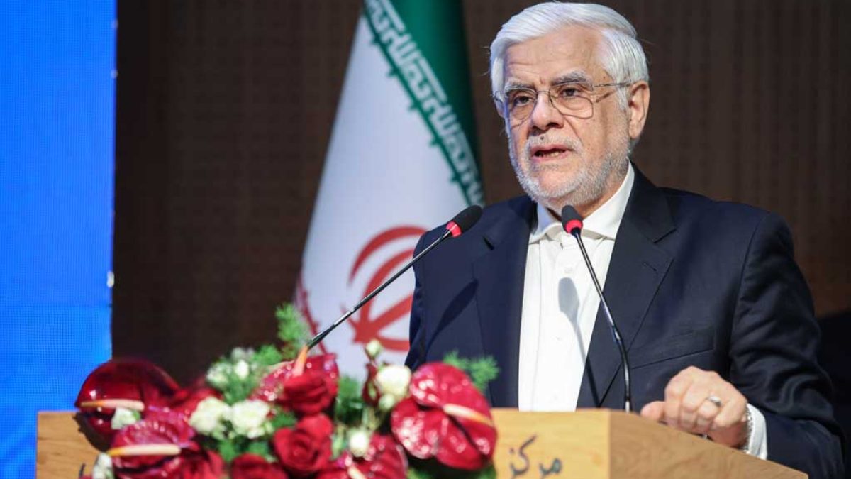 محمدرضا عارف در مراسم تکریم و معارفه رؤسای جهاد دانشگاهی