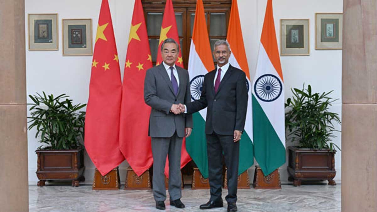 دیدار وزرای امور خارجه هند و چین در دهلی نو 