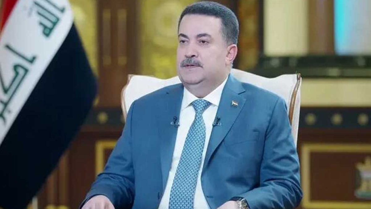 نخست وزیر عراق محمدشیاع السودانی در حال سخنرانی درباره تحولات منطقه