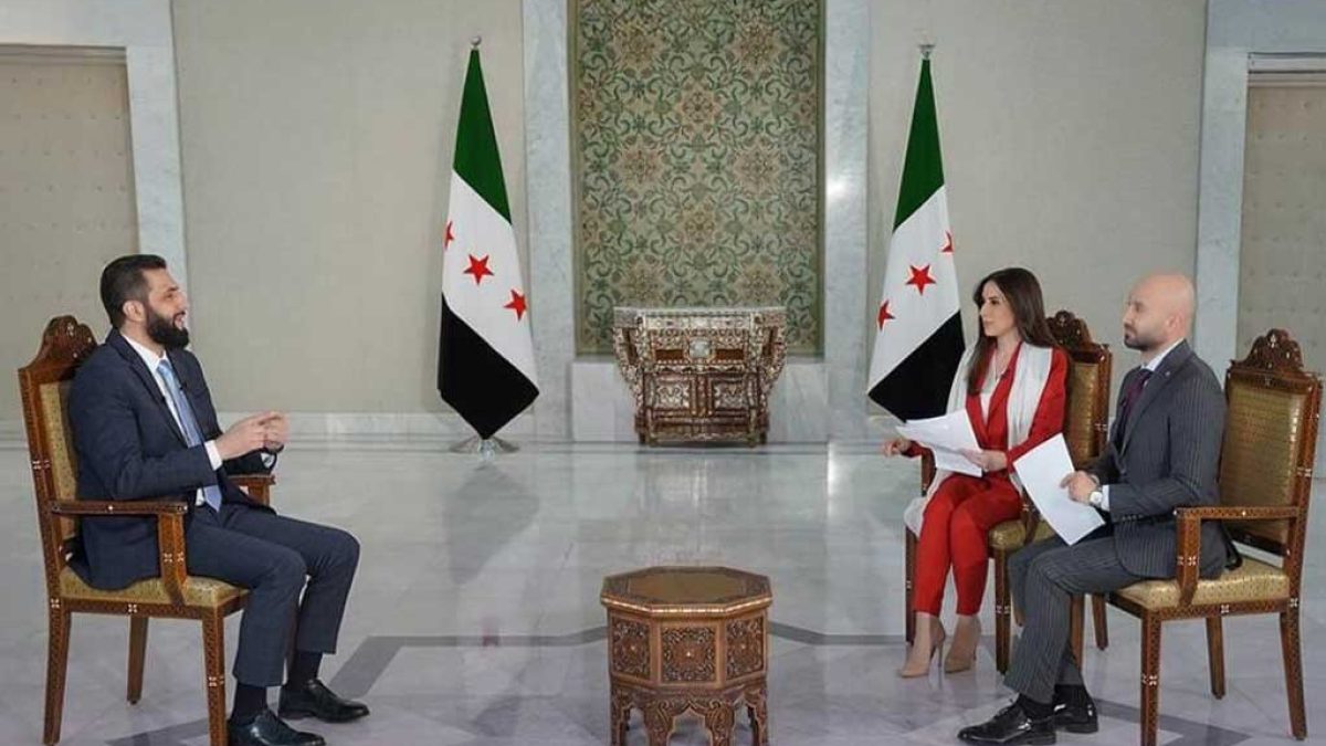 رئیس جمهور دولت انتقالی سوریه در مصاحبه تلویزیونی