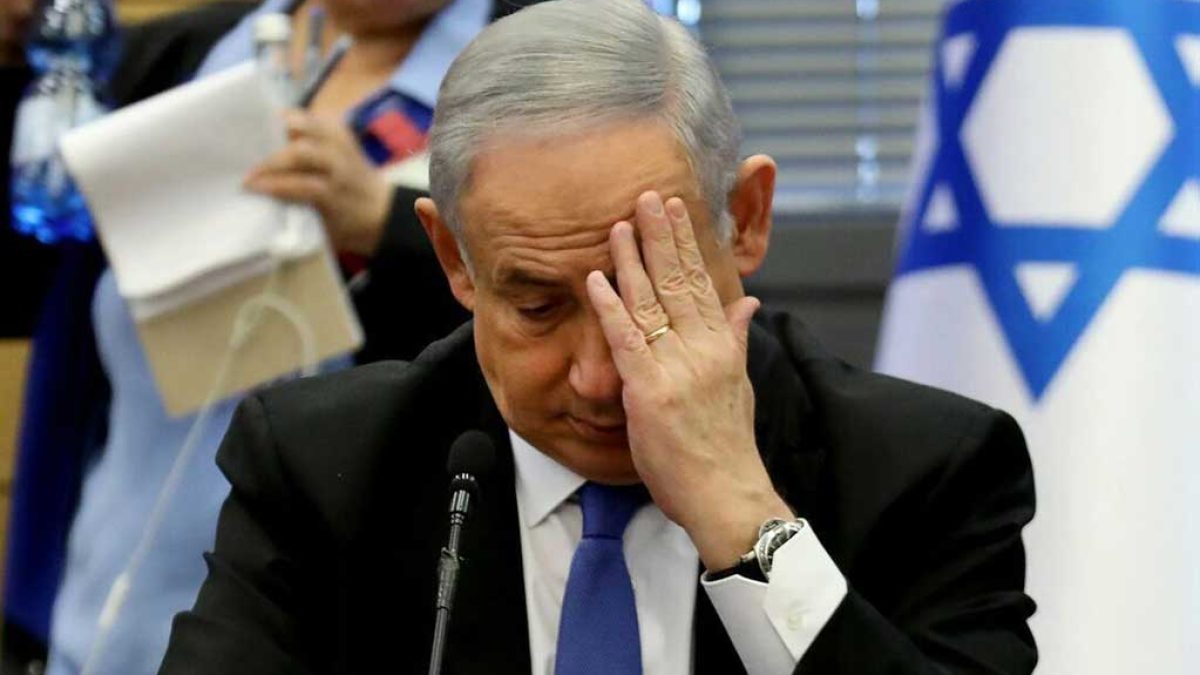 نتانیاهو در حال سخنرانی درباره تهدید علیه یمن