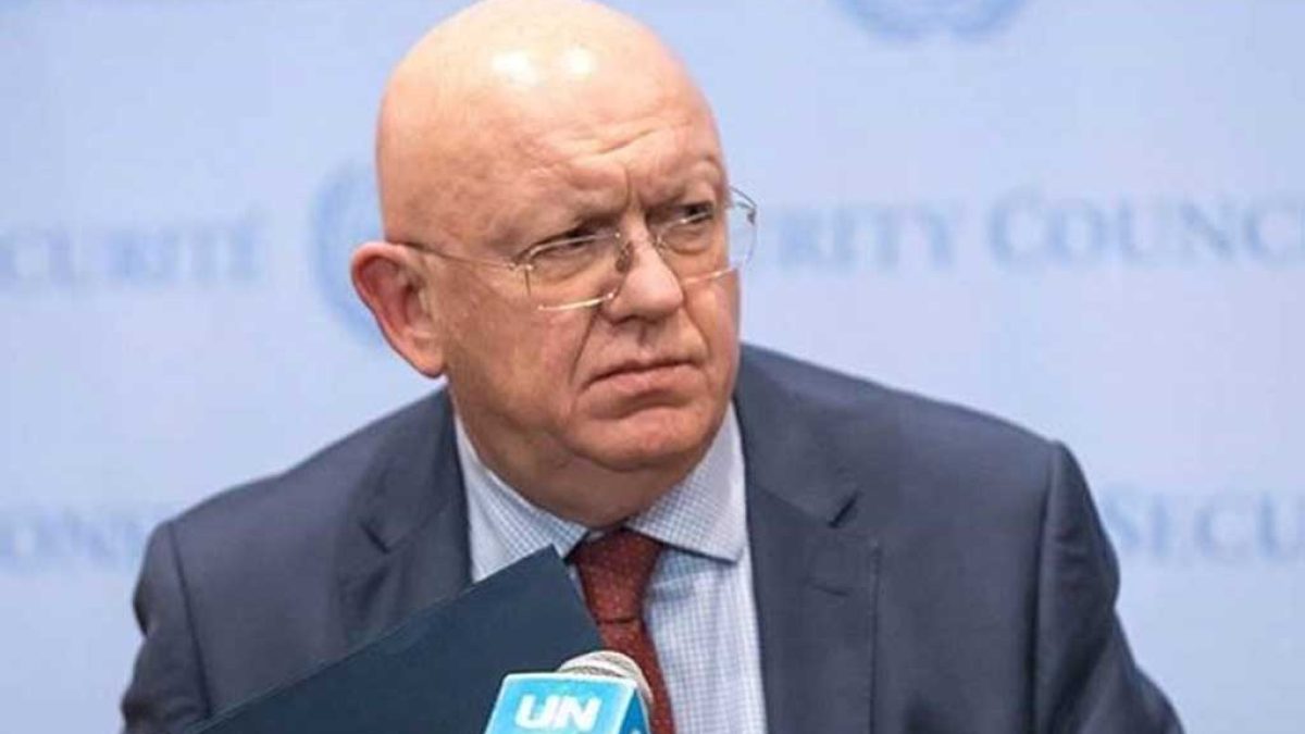 نبنزیا سفیر روسیه در حال سخنرانی در سازمان ملل متحد