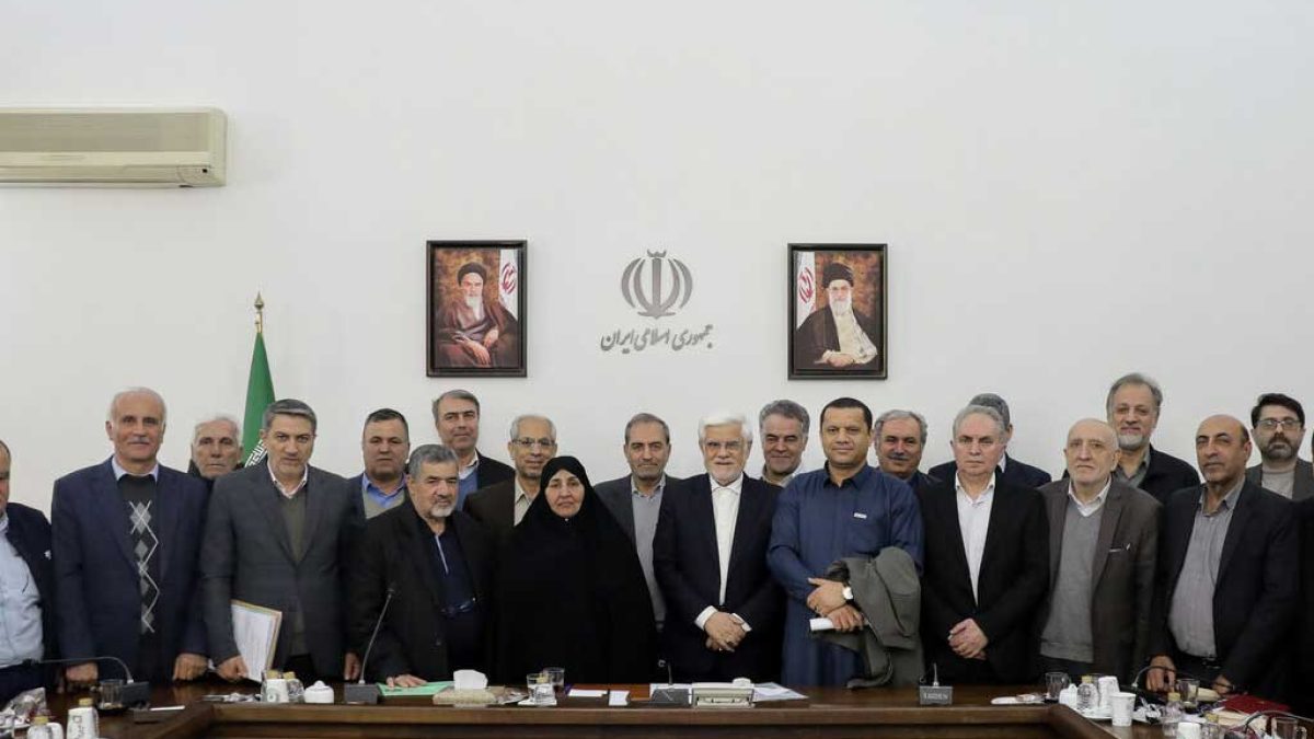 دیدار معاون اول رئیس جمهور با اعضای شورای مرکزی انجمن اسلامی معلمان ایران