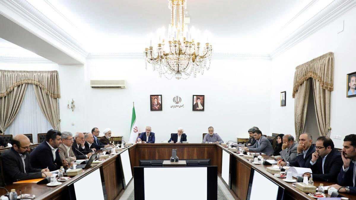 جلسه ستاد بازسازی خسارات جنگ