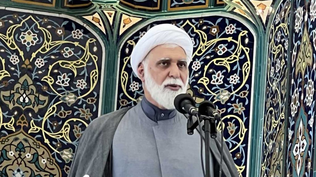 خطبه‌های نماز جمعه کیش و تحلیل مسائل روز کشور