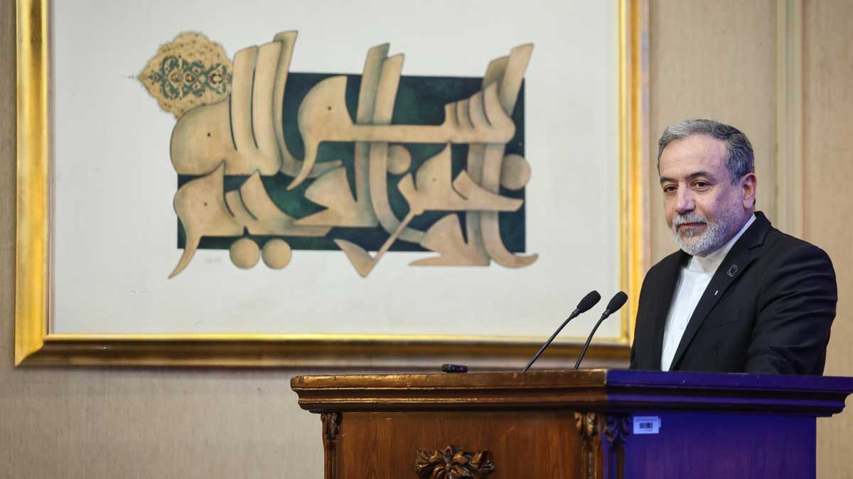 وزیر امور خارجه ایران در همایش سازمان همکاری اقتصادی اکو