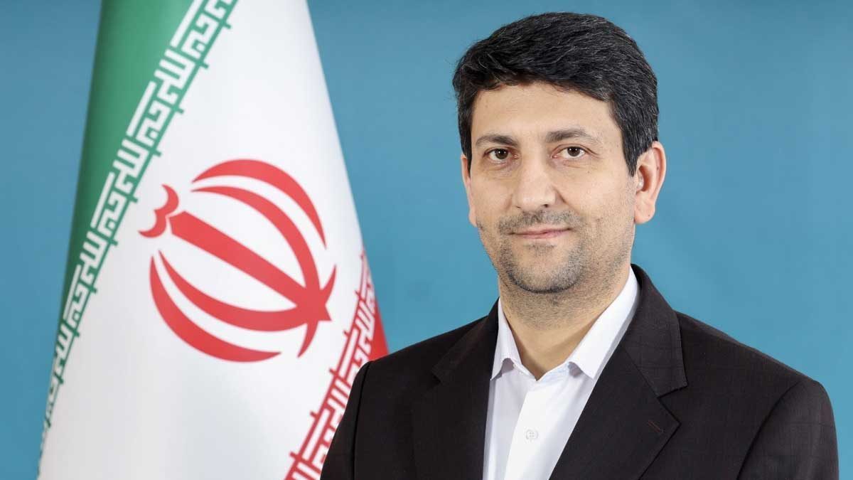 وزیر ارتباطات در نشست توسعه استان یزد 