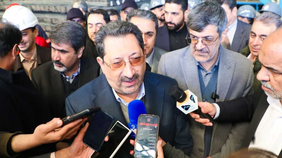 افتتاح خط تولید کلاف‌سازی فولاد سرمد ابرکوه با حضور وزیر صمت