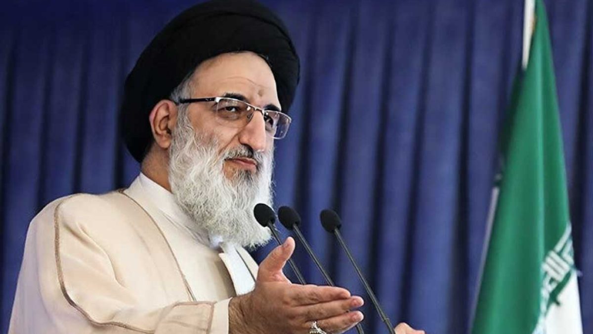 سخنرانی آیت‌الله حسینی همدانی در نماز جمعه کرج