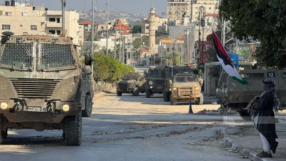 سربازان اسرائیلی در کرانه باختری و شهرک‌نشینان