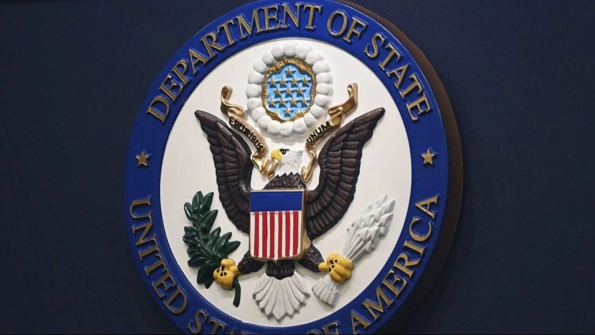 ناو هواپیمابر آمریکا در نزدیکی ونزوئلا