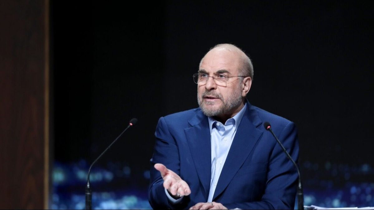 محمدباقر قالیباف رئیس مجلس در صحن علنی