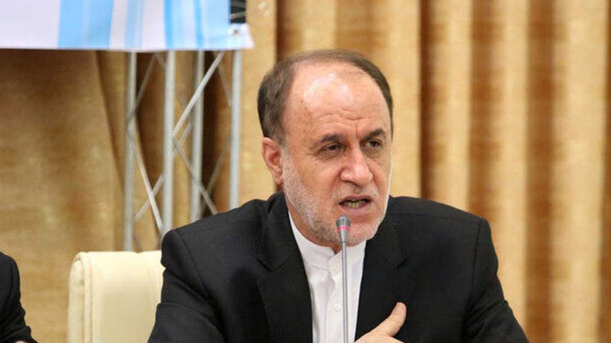 حضور پرشور دانش‌آموزان در راهپیمایی ۱۳ آبان شیراز